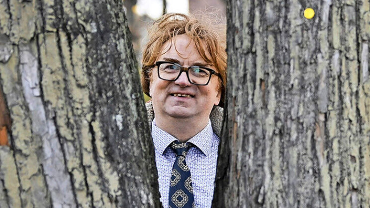 Sarjakuvataiteilija Pertti Jarla paljastaa Fingerporin suosion – ”Sarjakuva on huono, jos…” Pertti Jarla