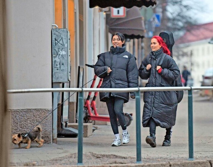Shirly asuu avoliitoossa laulaja Sannin kanssa. (KUVA PANU HÖRKKÖ) Shirly ja Sanni