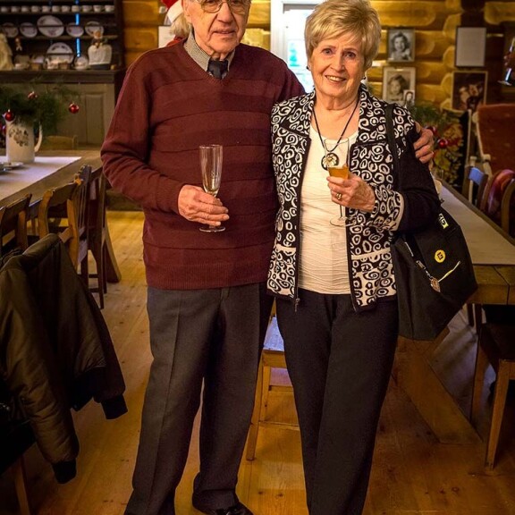 Sirpa Selänteen vanhemmat Erkki ja Terttu Vuorinen kuvattuina vuonna 2017. Erkki Vuorinen, Terttu Vuorinen