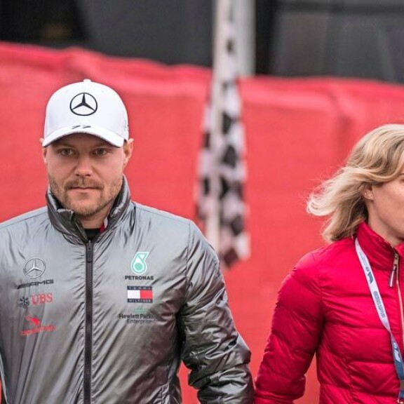 Tiffany ja Valtteri ovat olleet tuttu näky Kilpisjärven maisemissa, joten ei ihme, että he halusivat sinne oman piilopirtin. Tiffany ja Valtteri ovat olleet tuttu näky Kilpisjärven maisemissa, joten ei ihme, että he halusivat sinne oman piilopirtin.
