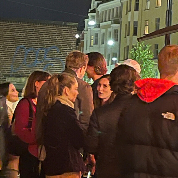 Sanna Marin nähtiin hiljattain vierailemassa trendiravintola Siltasessa. Sanna Marin Siltasessa