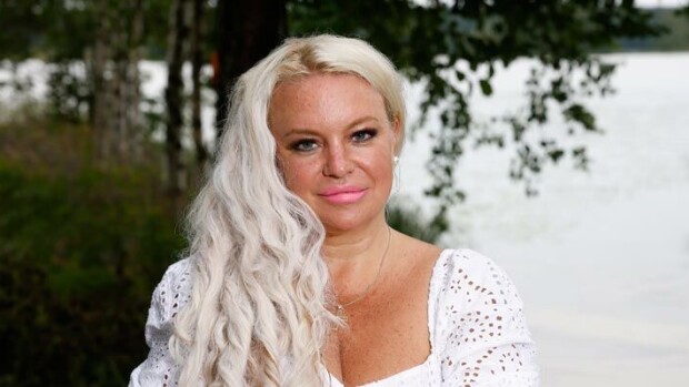 Kohublondi ihmeissään! Näin Johanna Tukiainen kommentoi syytteitään Johanna Tukiainen