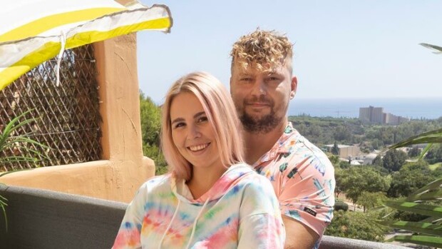 Vakuutusyhtiöstä ei apua! Daniel ”Bile-Dani” Lehtonen ja Eveliina-rakas: Hääkassamme paloi ilmaan Daniel Lehtonen ja Eveliina Uosukainen