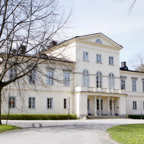 Kruununprinsessa Victorian kotona vaaratilanne – perhe ei ollut paikalla! Hagan linna