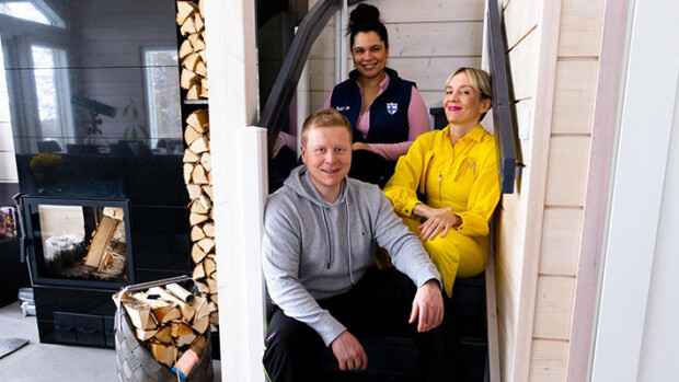 Sampo ja Minttu Kaulanen puhuvat avoimesti Sampon ongelmallisesta alkoholinkäytöstä: ”En ole tiennyt ollenkaan, jatkuuko tämä liitto vai ei” Minttu Kaulanen, Sampo Kaulanen ja Maria Veitola