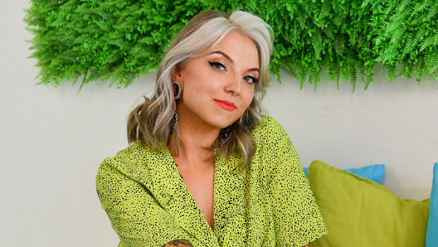 Love Island -juontaja Veronica Verho ikävöi Juhani-rakastaan: ”Soittelemme joka päivä” Veronica Verho