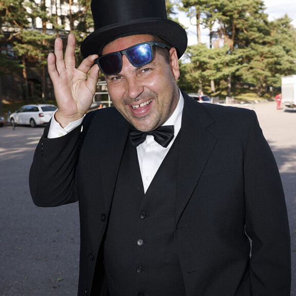 Pertulla riittää pilkettä silmäkulmassa. Perttu Sirviö