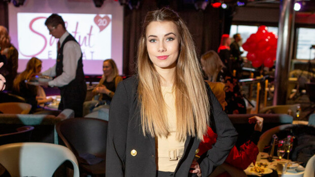 Salkkarit-kaunotar Kerttu Rissanen urheilee jopa 16 tuntia viikossa: 'On ookoo myös joskus herkutella' Kerttu Rissanen