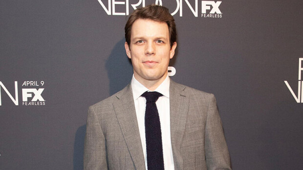 Muistatko Konttorissa hurmanneen Jake Lacyn? Nähdään ensimmäistä kertaa ökyrikkaana ääliönä: 'Muut ovat hänen onneaan vastaan' Jake Lacy