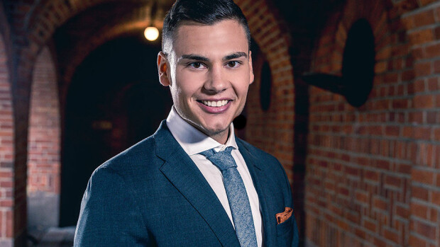 Ohhoh, Suomen uusi Bachelor on kuuma palomies Christoffer – kuvat! Christoffer Forsman