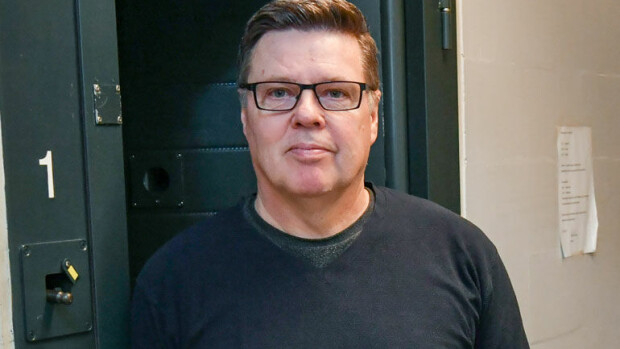 Jari Aarnion poika taisteli SM-mitaleista – ex-huumepoliisi jännitti katsomossa! Katso kuva! Jari Aarnio jännitti katsomossa.