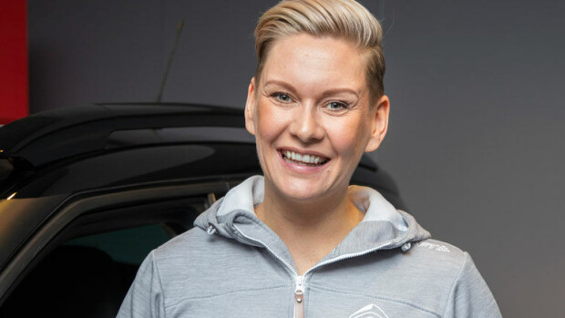 Eronnut Heidi Sohlberg vietti iltaa komeassa miesseurassa – ”Oli ihan kivaa” Heidi Sohlberg vietti iltaa miesseurassa.