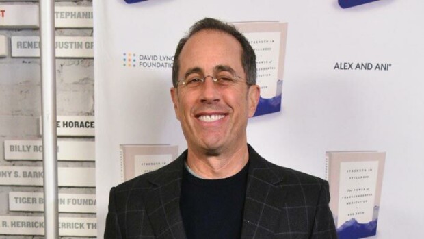 Autokokoelmalle oma talo! Koomikkolegenda Jerry Seinfeld keräilee vintage-Porscheja ja valkoisia lenkkareita Jerry Seinfeld