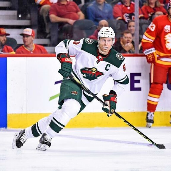 Mikko pelasi 16 NHL-kauden aikana yli 1 000 runkosarja-ottelua. Hän edusti lähes koko uransa Minnesota Wildia, josta siirtyi vasta täksi kaudeksi Columbus Blue Jacketsiin. Upea ura päättyi yllättäen kesken kauden. Mikko pelasi 16 NHL-kauden aikana yli 1 000 runkosarja-ottelua. Hän edusti lähes koko uransa Minnesota Wildia, josta siirtyi vasta täksi kaudeksi Columbus Blue Jacketsiin. Upea ura päättyi yllättäen kesken kauden.