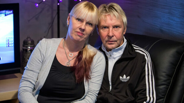 Pia Nykänen kirjoitti Matti Nykäselle sydäntä särkevän jäähyväiskirjeen: ”Sinulla oli yksi iso huoli” – lue kirje yksinoikeudella Seiskassa! Pia Nykänen kirjoitti jäähyväiskirjeen Matti Nykäselle.