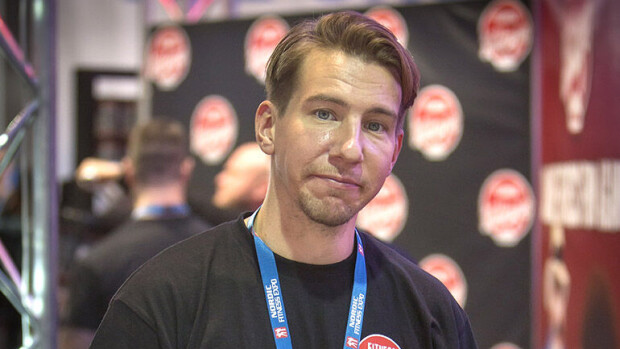 Aku Hirviniemen hilpeä sometempaus auttoi Joonas Nordmania