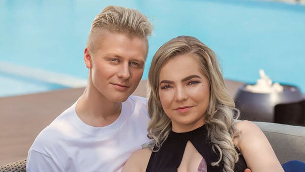 Huhut yltyvät: Temptation Island Suomen Juho ja Jenina eivät olekaan oikea pariskunta? 'Onhan tämä nyt täyttä p**kaa!' juho ja jenina eli jöbis