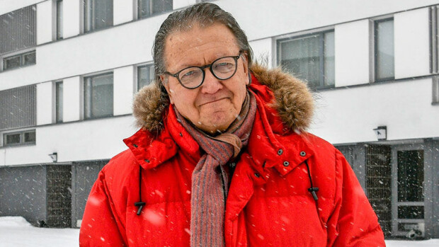 Tätä ei ole ennen kerrottu! Joni jahtasi murhaaja Ilpo Larhan panttivankeja aamuyön pimeydessä: ”Korstot nousivat autoon ja käskivät ajaa!” Joni Heinonen tapasi Ilpo Larhan ja panttivangit.