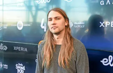 Katu-uskottava räppäri Paperi T hiippaili Helsingin kaduilla – kuva!