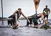 Laulajat napit vastakkain! Elias Gould haukkuu Archie Cruzia ...
