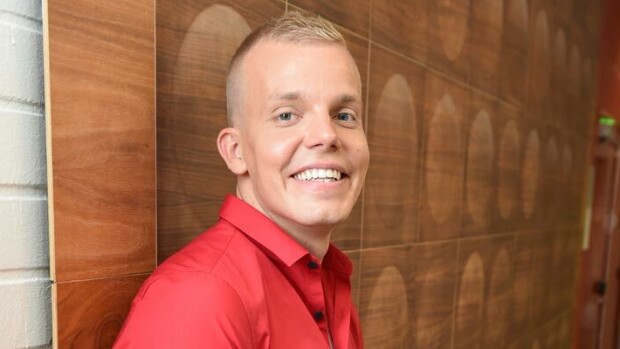 Paidaton Elastinen kaappasi tähdet kainaloonsa: 'Huh mikä rivi'