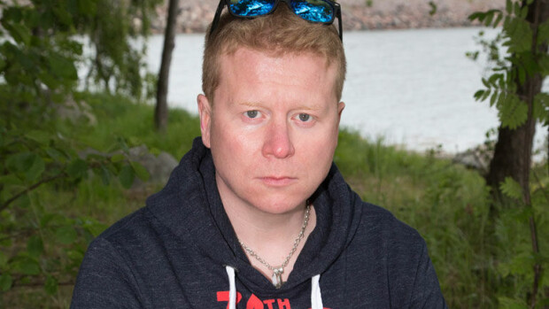 ”Tulet vastaan, niin pääset hengestäs!” – Tällaisia tappouhkauksia tv-tähti Sampo Kaulanen saa häiriköiltä! Sampo Kaulanen saa uhkauksia.