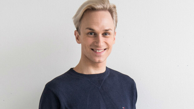 Putous teki Christoffer Strandbergista superjulkkiksen – suosio aiheutti hämmentävän tilanteen: Minut saarrettiin anoppini asuntoon! Christoffer Strandberg