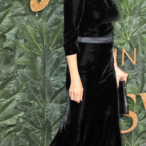 Aina ei kannata valita mustaa! Seiskan muotipoliisi ruotii julkkiskaunotarten kevätjuhlatyylin! Uma Thurman