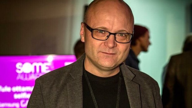 Legendaarinen Tapio Suominen isännöi aikamatkaa vuoden 1995 jääkiekon MM-kisoihin! tapio suominen