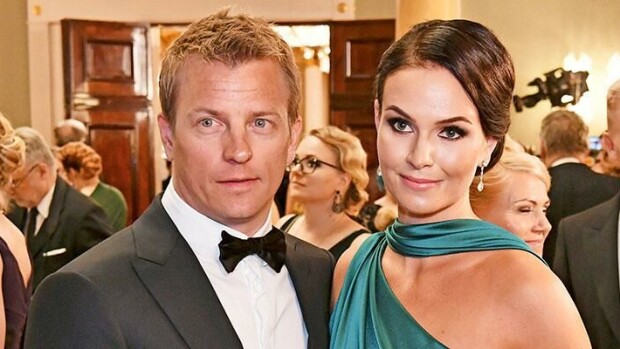 Oih, Kimi Räikkönen julkaisi suloisen perhepotretin: 'Äijä ja sen perhe' - katso! Kimi ja Minttu Räikkönen