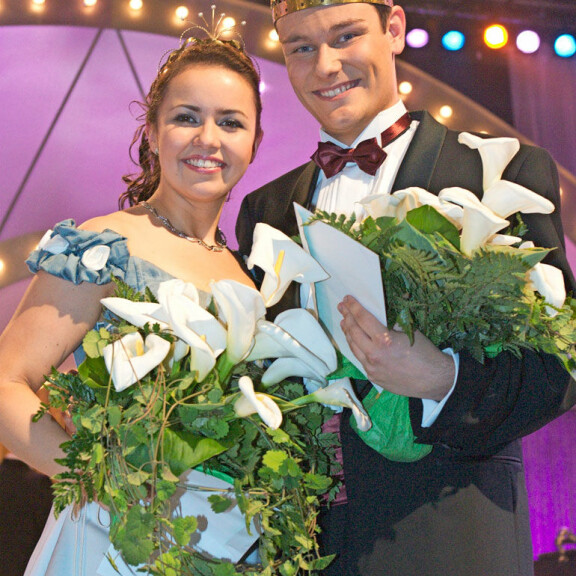 Tommi Soidinmäki valittiin tangokuninkaaksi vain 21-vuotiaana 2004. Johanna Debreczeni oli kuningatar. Tommi Soidinmäki valittiin tangokuninkaaksi vain 21-vuotiaana 2004. Johanna Debreczeni oli kuningatar.