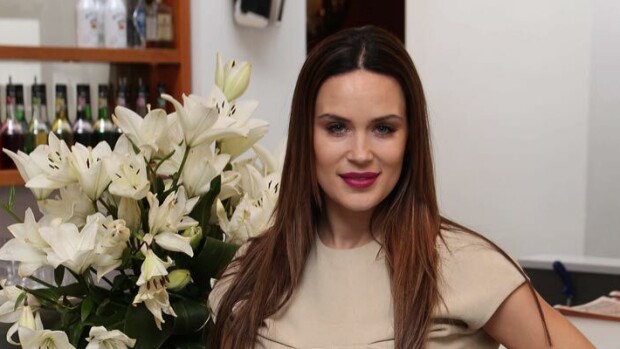 Outo suhdesoppa! Martina Aitolehden jättänyt mystinen herra B palasi ex-rakkaansa luo Martina Aitolehti