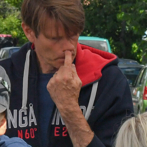 Ex-rallikuski Marcus ”Bosse” Grönholm viihdytti sekä inkoolaisia että turisteja kylän torilla. Ex-rallikuski Marcus ”Bosse” Grönholm viihdytti sekä inkoolaisia että turisteja kylän torilla.