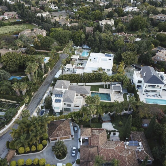 Poliisi esittää Sofia Belòrfia ja avomies Nikoa vangittaviksi perjantaina! Marbella