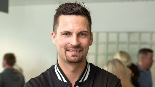 Oma talous solmussa! Toni Häppölä opastaa työkseen muita raha-asioissa – ex-kiekkoilijalla yli 240 000 euron ulosottovelat! Toni Häppölä