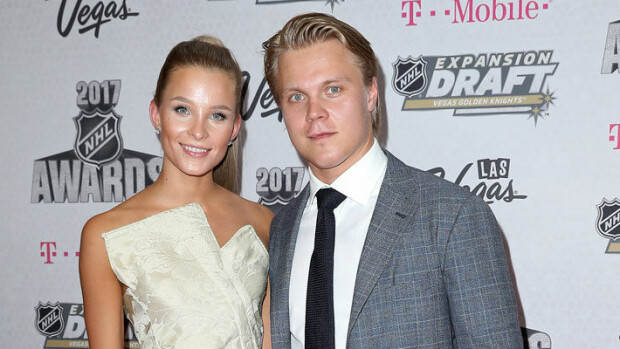 Mikael Ja Emmi Granlundin häiden salatut yksityiskohdat paljastuivat: Milo-poika kastettiin vihkimisen jälkeen! Emmi ja Mikael Granlund menivät naimisiin.