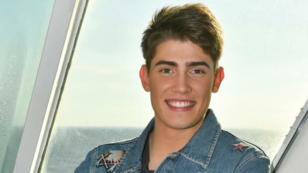 Ohhoh! Poppari Robin Packalenin hämmästyttävän vähäinen pakkaspukeutuminen herätti kummastusta Turussa – kuva! Robin