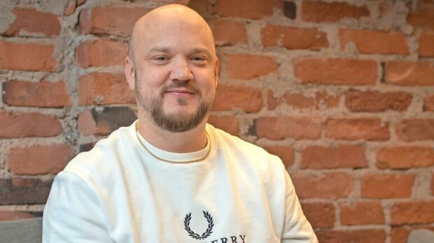 Baarimikon valppaus pelasti Pyhimyksen kiusalliselta tilanteelta