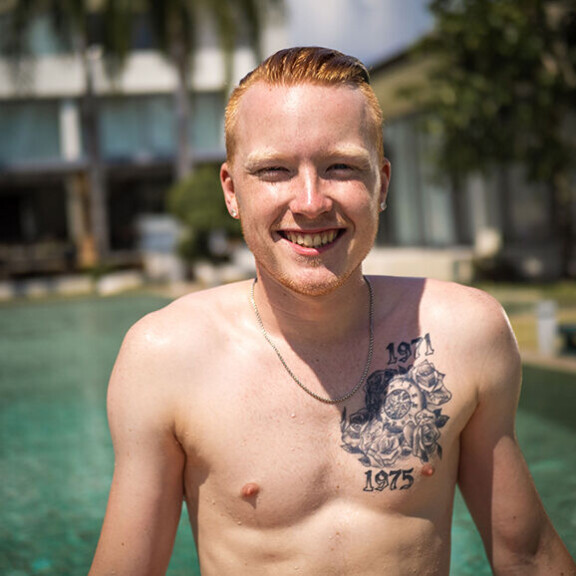 Tosi-tv-tähtien yllätysromanssi: Love Island -Saran ja Temptation Islandista tutun 'Sormi-Joonan' rakkaus roihuaa! TIS-Joona